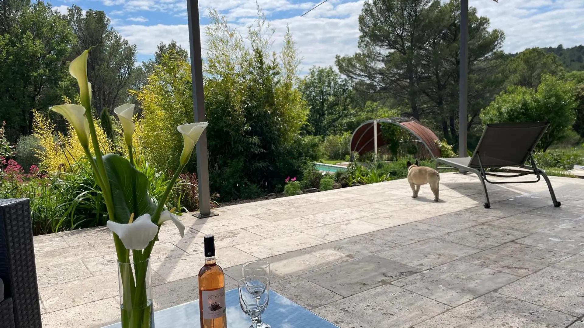 Une Maison En Provence Piscine Au Pied Du Luberon Merindol France
